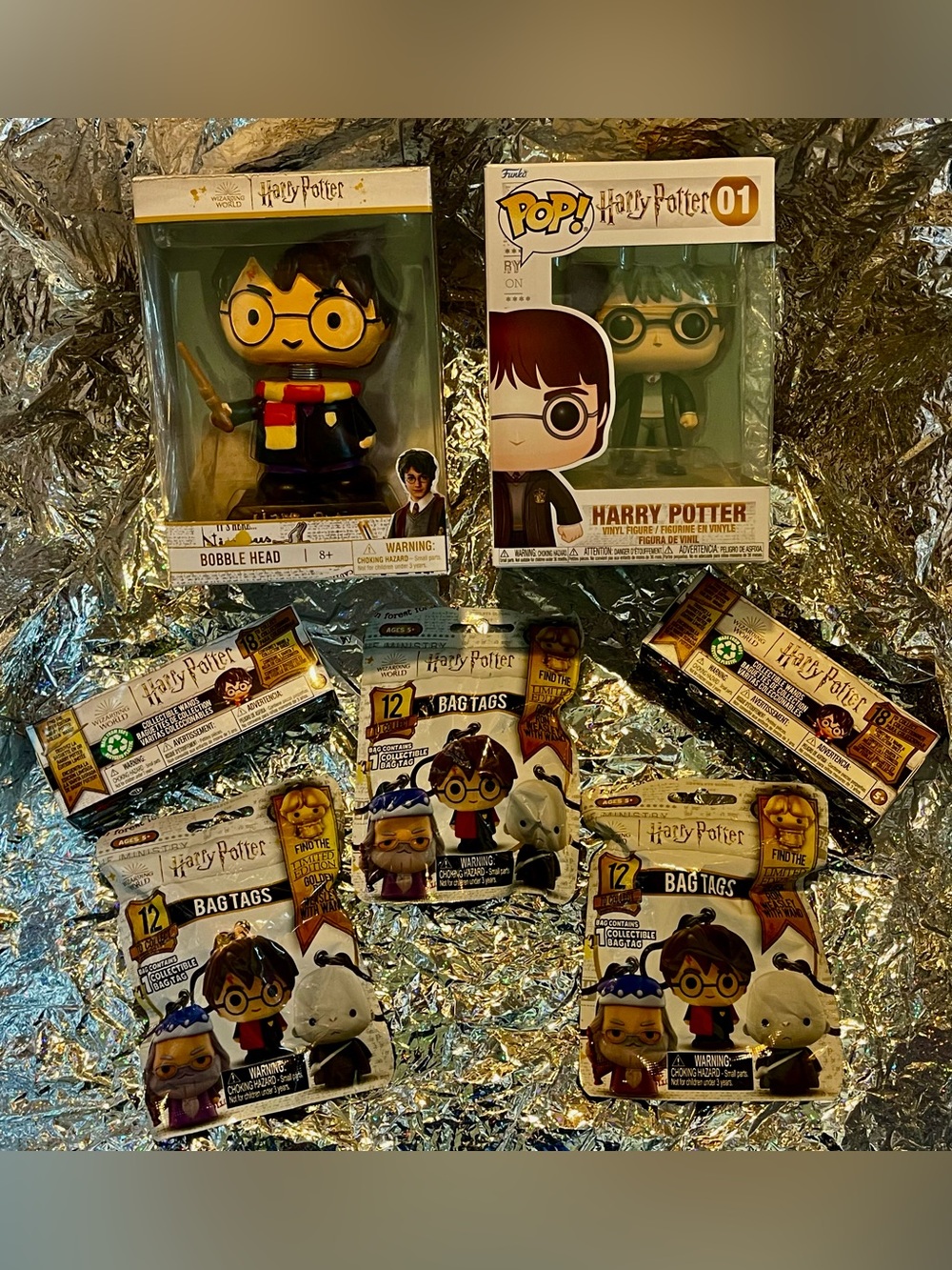 Harry Potter Lot 7 - 1 Funko Pop -1 Bobble Head-3 Mystery Bag Clip-2 Wands
